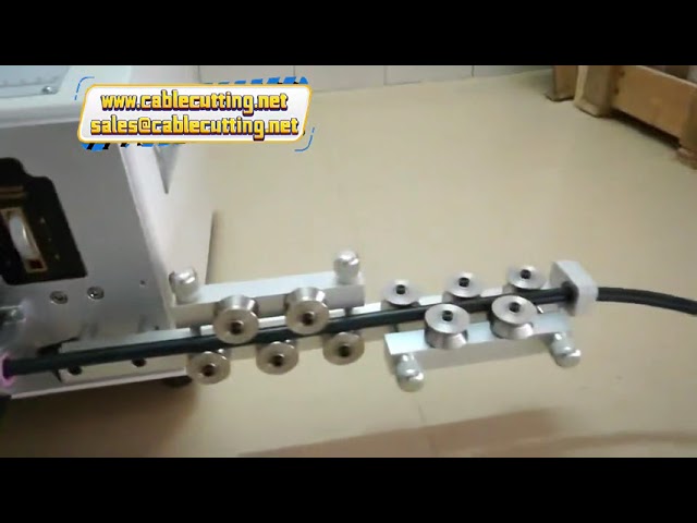 Máquina Pneumática de Decapagem para Cabos Coaxiais de Dois Núcleos com Revestimento de Cobre