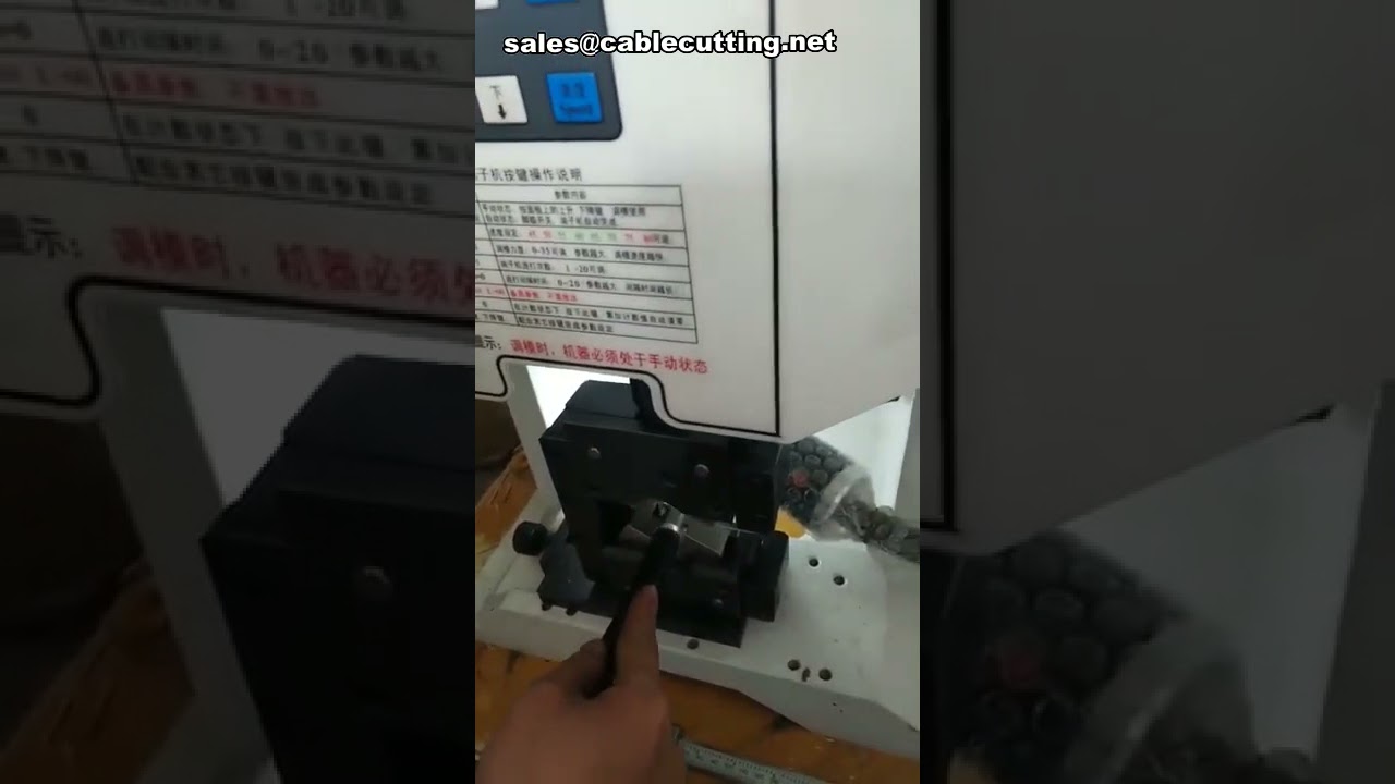 Máquina de Crimpagem Servo de 8 Toneladas para Cabos até 60mm² | Alta Precisão