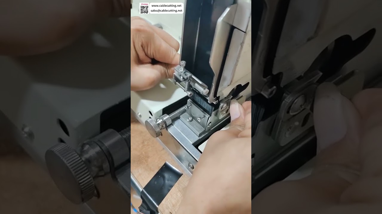 Máquina de Envolvimento Horizontal com Fita Push Compatível com Fitas de PVC, Acetato e Tecido