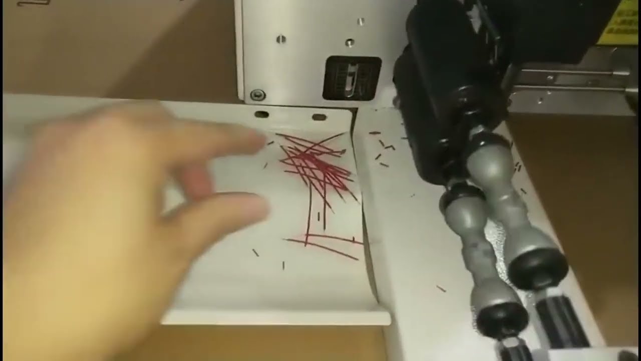 Decapadora Automática Dupla de Fios com Corte e Torção de Cabos - Máquina Wire Twister