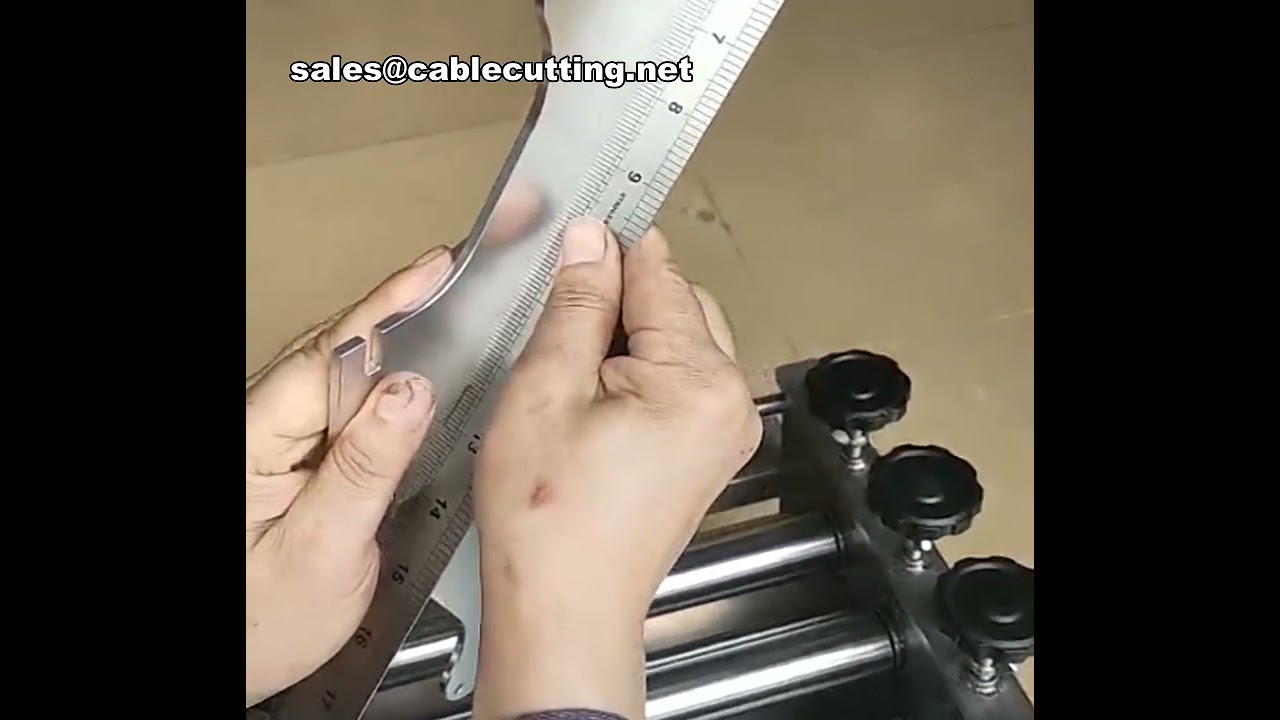Máquina de Aplainar Chapas de Alumínio e Aço | Niveladora Industrial de Metais