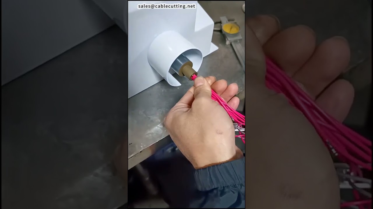 Máquina de Torcer Múltiplos Fios: Demonstração com 1, 5 ou 10 Fios Simultaneamente
