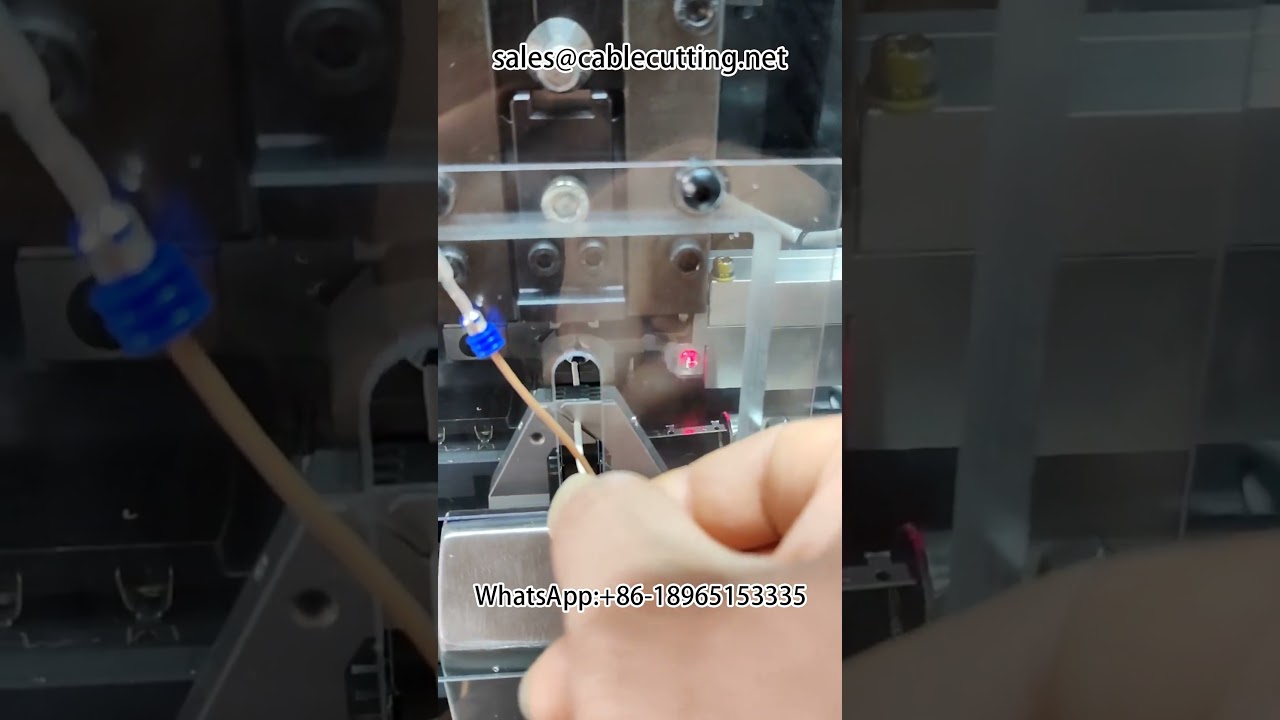 Máquina Automática para Enfiar, Descascar e Bater Bicos Impermeáveis | Equipamento para Chicotes Elétricos