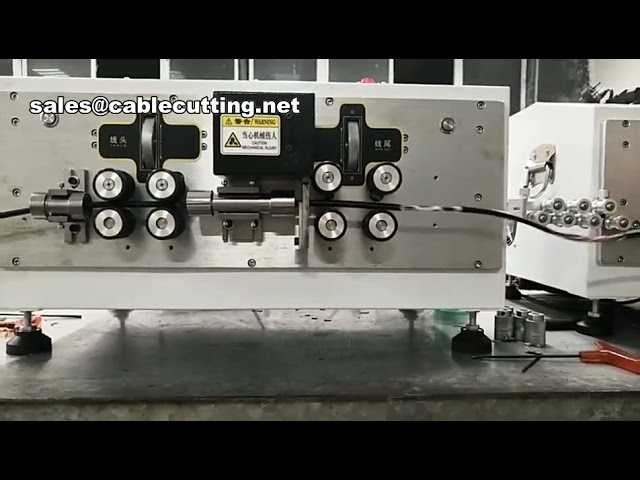 Máquina de Decapar e Cortar Cabos Elétricos de 8 Rodas | Fios de Energia Renovável e BVBVRPVC