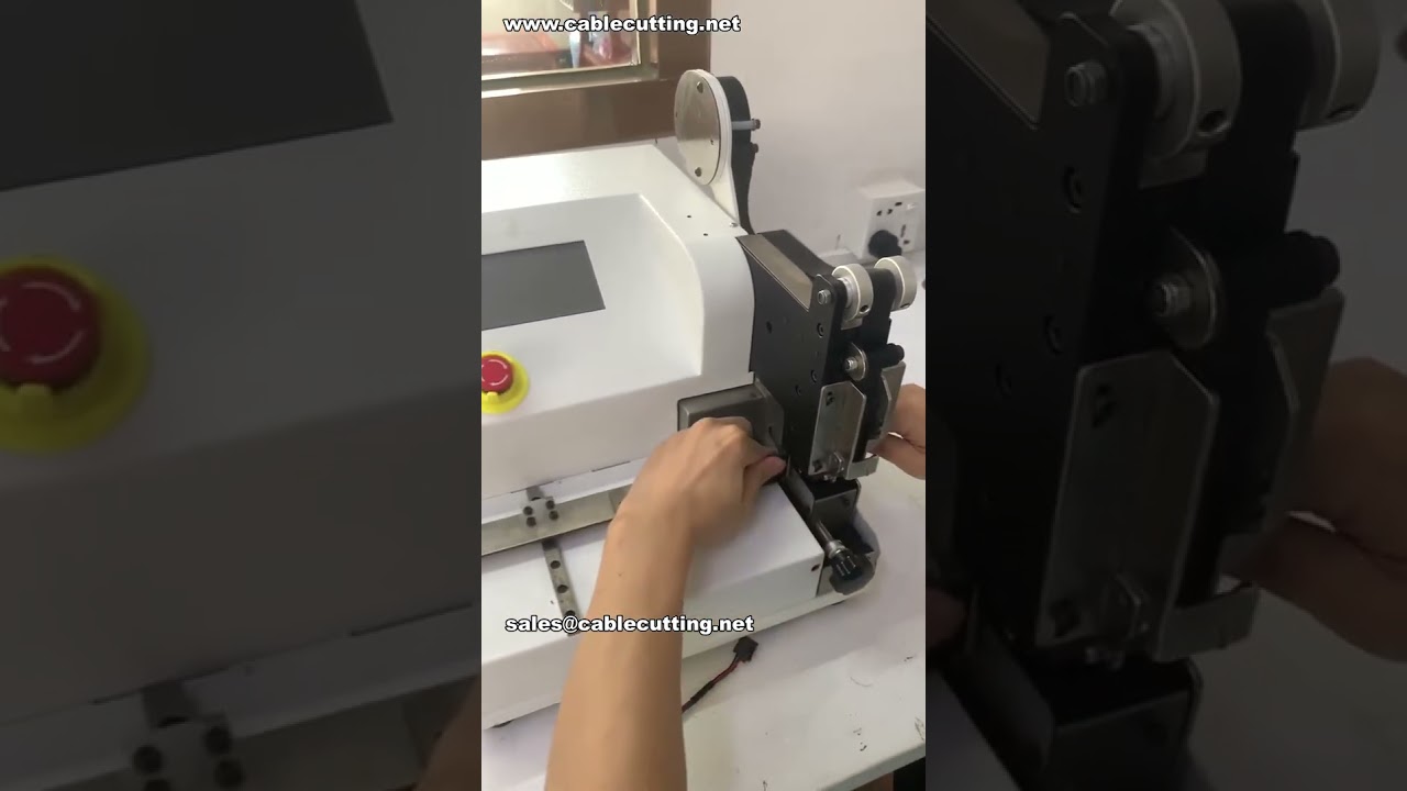 Máquina de Enfardamento de Fita Spot para Processamento de Fios | Equipamento de Automação Compacto