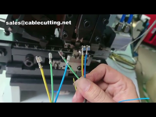 Máquina de Crimpagem e Decapagem de Fios Automática – Eficiência Industrial