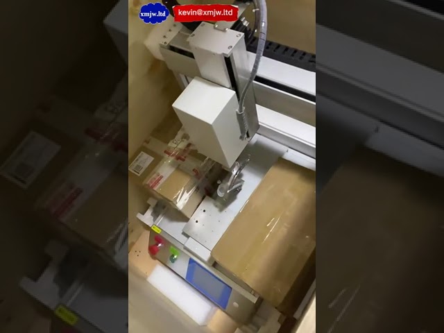Robô Automático de Dispensa de Cola com Rotação Flexível | Máquina de 4 Eixos para Adesivo