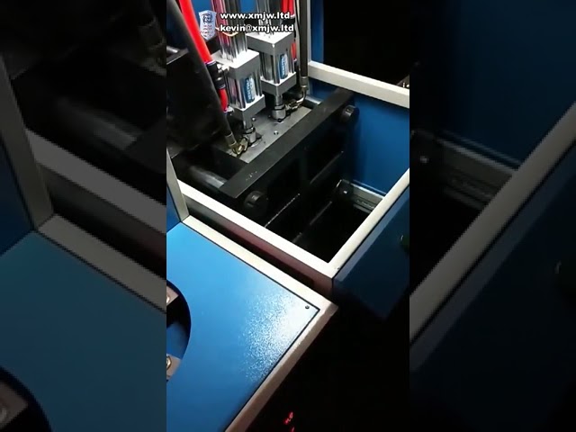 Máquina Sopradora de Garrafas PET Semi-Automática – Molde Duplo 1 para 2