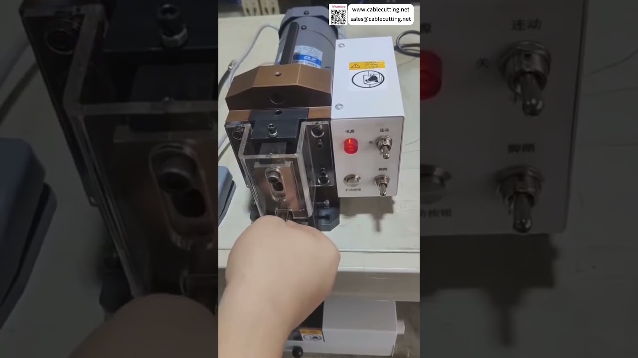 Máquina de Crimpagem de Conectores RJ45: Configuração, Operação e Automação com Métodos de Ferramenta Rotativa
