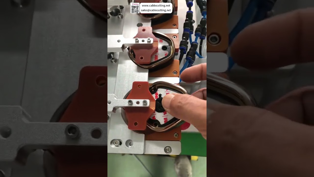 Máquina Automática de Aparafusar com Controle Remoto Equipamento de Automação Industrial Montagem Inteligente