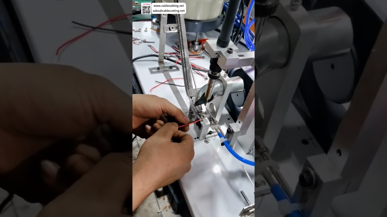 Máquina de Solda Semiautomática com Alimentação por Vibrador – Alimentação Automática de Componentes com Apenas o Gotejamento do Fio